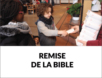 Remise de la Bible