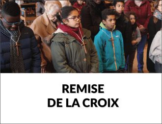 Remise de la croix